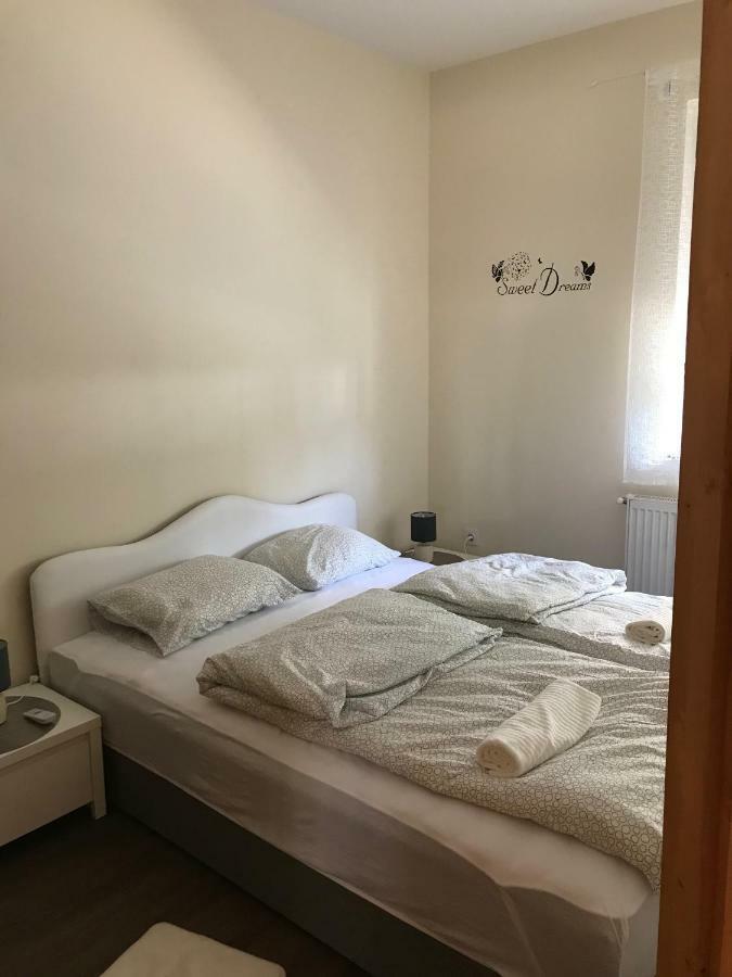 Candy Apartman ケストヘイ エクステリア 写真
